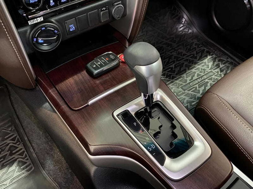 Imagem 12 de 15 de Toyota Hilux Sw4 Srx 4x4 S.8 Tdi 16v 2020