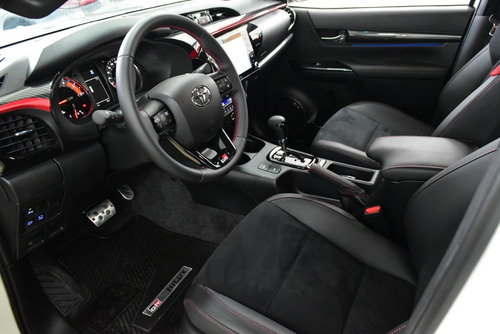 Imagen 12 de 25 de Toyota Hilux 4x4 Dc Gr-sport 2.8 Tdi At 2022