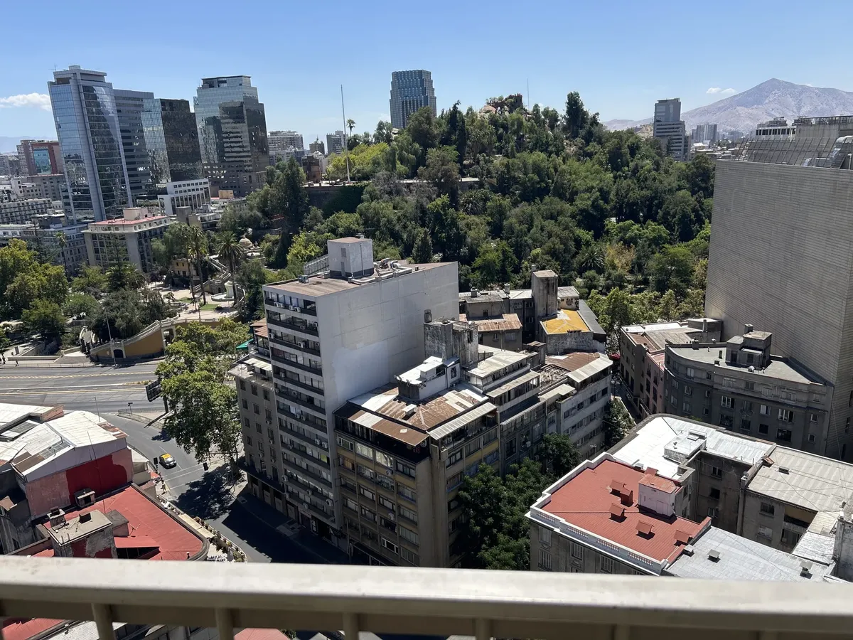 Imagen 3 de 29 de A Pasos De Hospital Uc Christus Y Estaciones De Metro