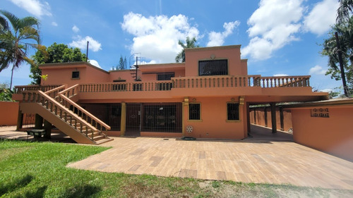 Imagen 12 de 15 de Alameda Oeste1200mts2 De Terreno926 Mts2 De Construccion.