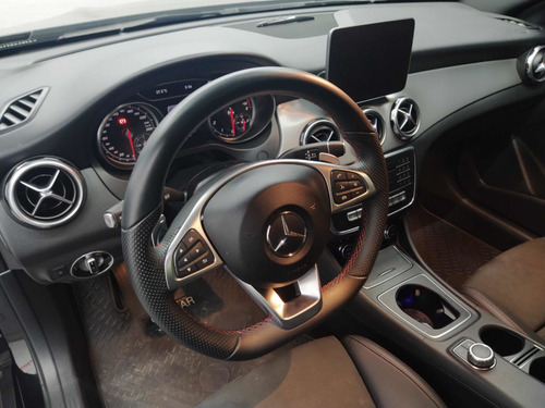 Mercedes-benz Clase Gla 1.6 Gla250 Amg-line 211cv 2019