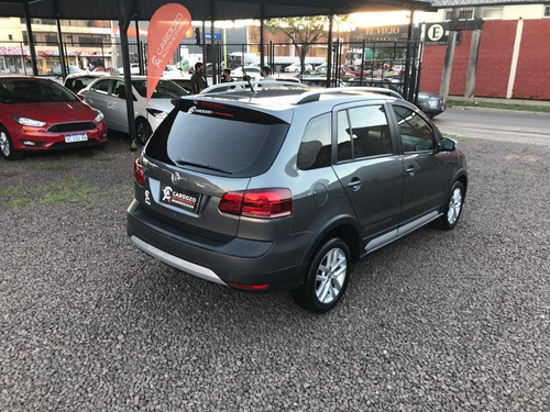 Volkswagen Suran Cross Highline 1.6