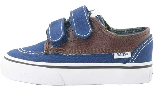 Vans negras top con cafe