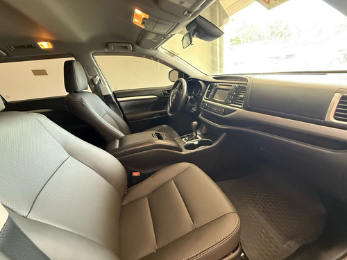 Toyota Highlander 2019 Le 4x4 Kit Lexus Cleancarfax 3 Filas