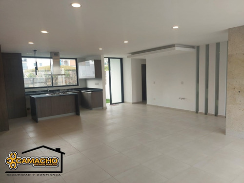 Imagen 1 de 17 de Casa En Venta, Tres Recámaras, Colonia Lago Esmeralda. Odc-0212