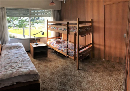 Imagen 11 de 22 de Imperdible !!! Venta Apto En 1a Linea - Mansa Con Vista De 180 Grados Al Mar Y A Todos Los Atardeceres - Punta Del Este Mansa