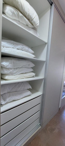 Quarto Completo Guarda Roupas Roupeiro Beliche Painel Mdf (Usado)