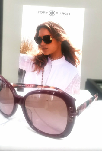 Lentes Solares Tory Burch Modeloty7133u