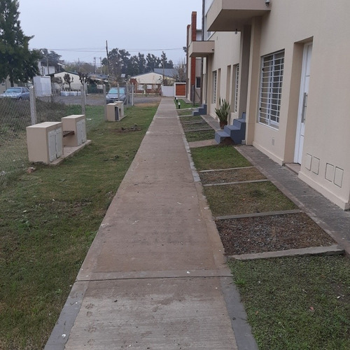 Imagen 9 de 12 de Departamento 3 Amb A Estrenar. Complejo Las Cañitas .