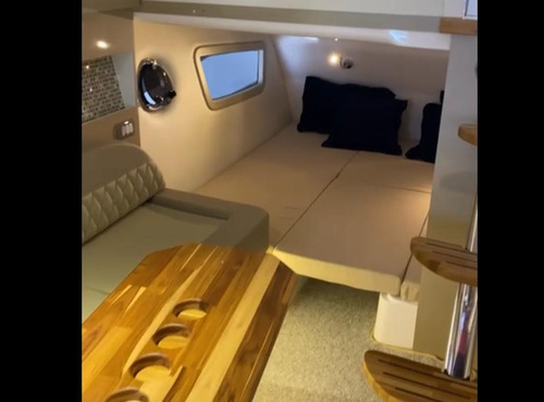 Lancha Triton 370ht, Zerada E Completa Na Represa