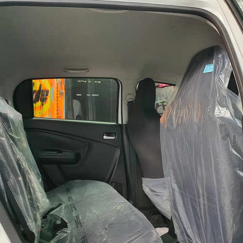 Imagen 7 de 10 de Suzuki Celerio Full Equipo