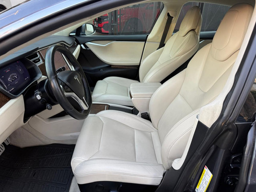 Tesla S 2017