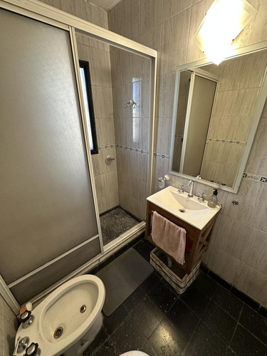 Departamento De Un Dormitorio Con Cochera