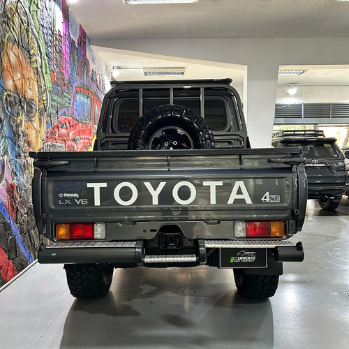 Toyota Land Cruiser Lx 2024 - Hembrita