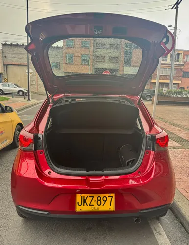 Mazda 2 Hatchback AUT SALVAMENTO