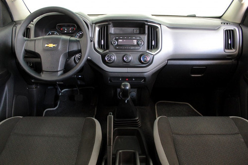 Imagem 8 de 14 de Chevrolet S10 2.8 Ls 4x4 Cd Turbo Diesel Manual - 2020 - Br