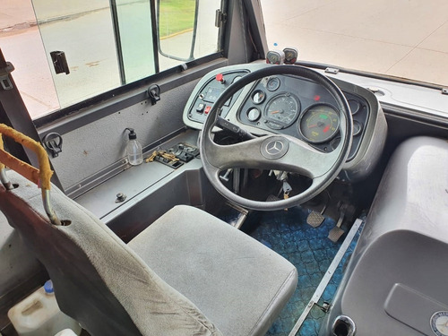 Minibus Mercedes Benz 914 2005 Metalpar 24 Asientos