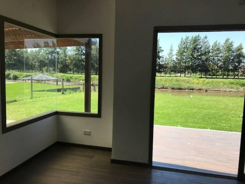 Imagen 8 de 17 de Casas En Venta En San Benito - Maroto Propiedades