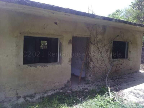 Imagen 8 de 15 de Ls Vende Terreno El Junquito Via Carayaca 23-8873