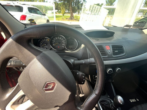Imagen 10 de 15 de Renault Fluence 4p 2,0 Dynamique Ac
