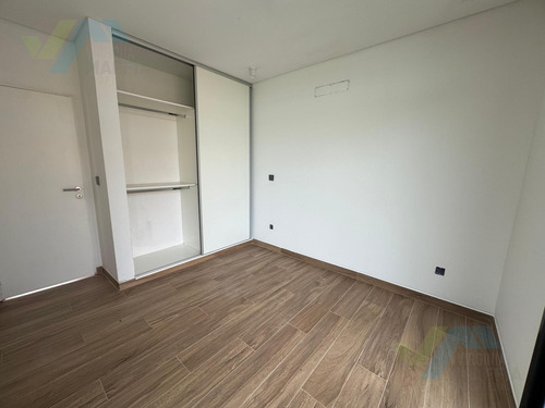 Venta De Casa Son Pileta - San Ramiro Pilar Del Este