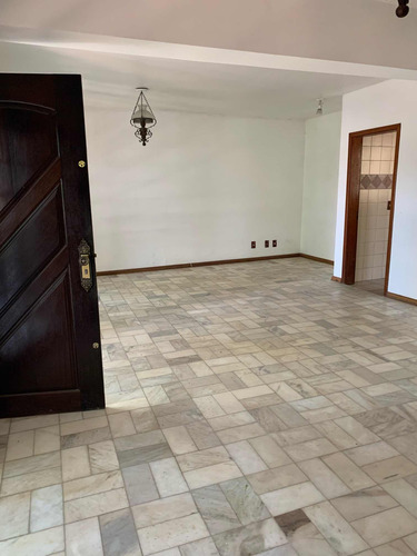 Sobrado Zona Sul Com 2 Apartamentos, Garagem, Terraço