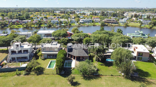 Venta-casa -villanueva -tigre -zona Norte -golf -san Isidro Labrador- Laguna-casa