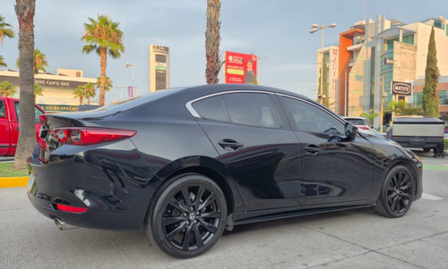 Mazda 3 Carbon Edition 2023