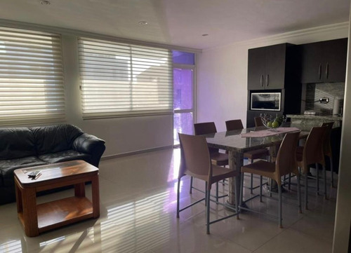 Imagen 3 de 9 de Se Vende Amplia Y Cómoda Casa Bote En Pto La Cruz, Doris Rodriguez, 04261865418