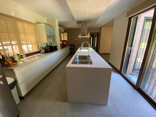 Toma Propiedad En Parte De Pago!! Impecable Casa En Barrio Chico - Pilar