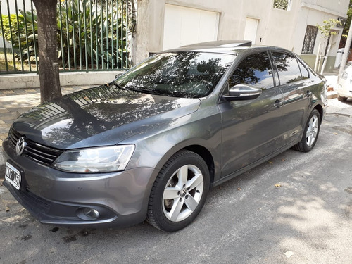Volkswagen Vento 2.5 Luxury 170cv