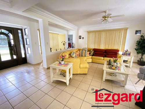 En Venta Casa En Lomas De Cocoyoc
