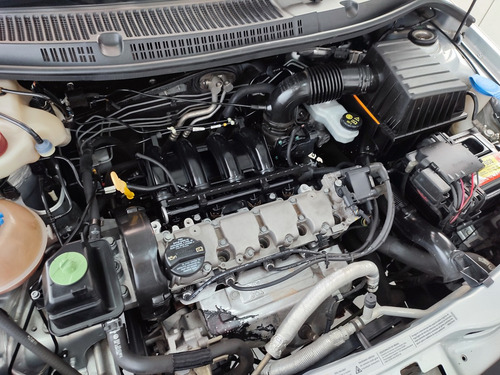 Imagem 18 de 18 de Volkswagen Voyage 2018 1.6 Msi Totalflex Trendline 37mil Km