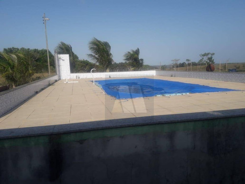 Imagem 1 de 4 de Sítio À Venda, 9846 M² Por R$ 450.000,00 - Centro - Carapebus/rj - Si0001