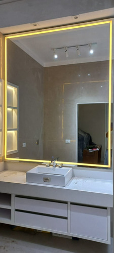 Espelho Iluminado Com 3 Cores 180x80 Touch Screnn