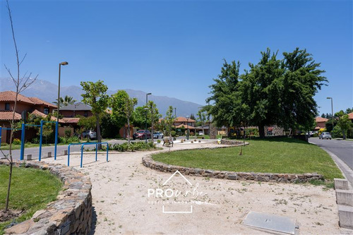 Hermosa Casa Barrio La Hacienda 5d, 4b