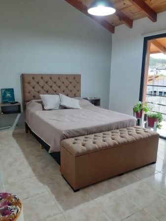 Moderna Casa En Barrio America