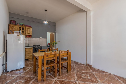 Venta En Block De Dos Departamentos De 2 Ambientes Sobre Lote 350 M2 En General Rodriguez