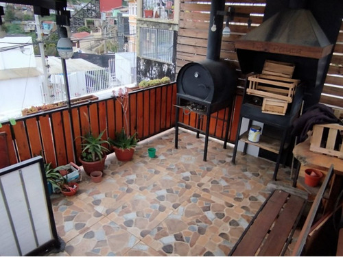 Almirante Latorre 323 Cerró Monjas Valparaíso