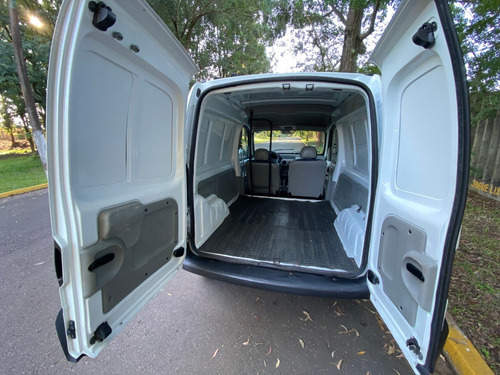 Imagem 12 de 15 de Renault Kangoo 1.6! R$35.900,00! Revisada! 105.000km! Top!