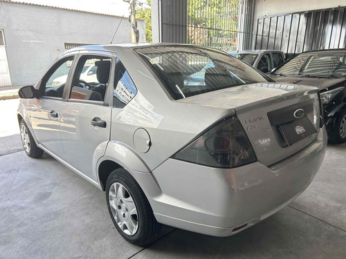 Ford Fiesta 1.6 MPI CLASS SEDAN 8V FLEX 4P MANUAL