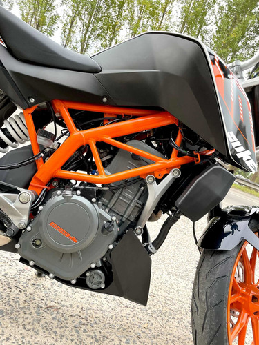 Motocicleta Ktm Duke 390cc