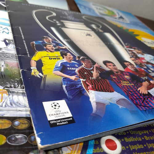 Imagem 4 de 8 de 6 Álbuns Panini Poucas Figurinhas Com 3 Camp Brasileiro