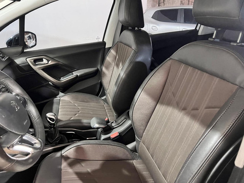 Peugeot 2008 1.6 Thp Sport