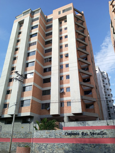 Apartamento En Venta San Jacinto Res. Versalles Mg1256