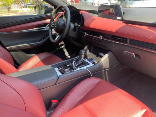 Imagen 4 de 6 de Mazda 3 Signature Series