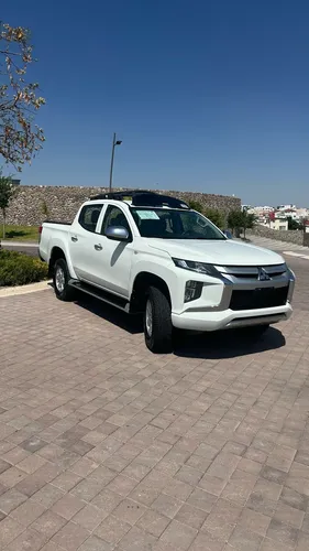 Mitsubishi L200 2.5 Di-d Cabina Doble 4x4 Mt