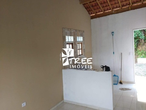 Imagem 2 de 3 de Venda - Chacara - Aralu Com A/t 1000 M² A/c 95m² Com 3 Dormitórios, Banheiro Social, Sala De Estar, Cozinha , Área De Serviço, Churrasqueira, Piscina - Ch00075 - 33473382