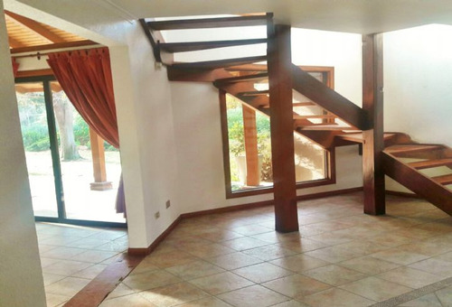 Lo Pinto, Estupenda Casa 280 M2, 4 Piezas Más Serv