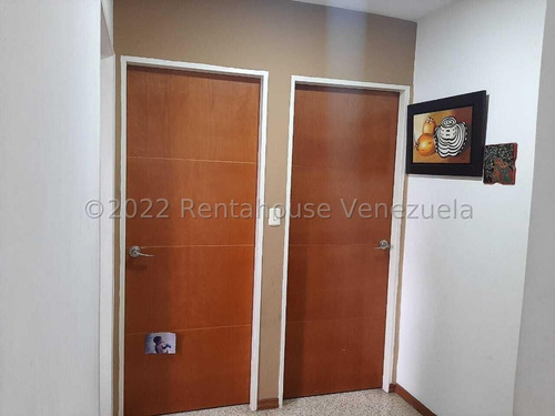 Imagen 4 de 19 de Cómodo Apartamento En Venta Los Chaguaramos 22-28682 Norma González Rent A House